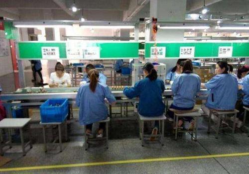 電子廠求職全攻略 如何找到工作并規(guī)避黑中介風(fēng)險